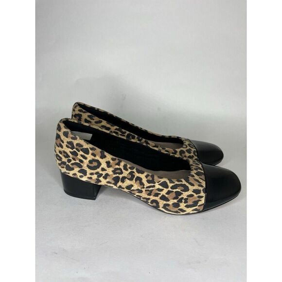 clarks collection womens shoes Pumps Heels Women Size 9M Animal Print - Picture 1 of 15